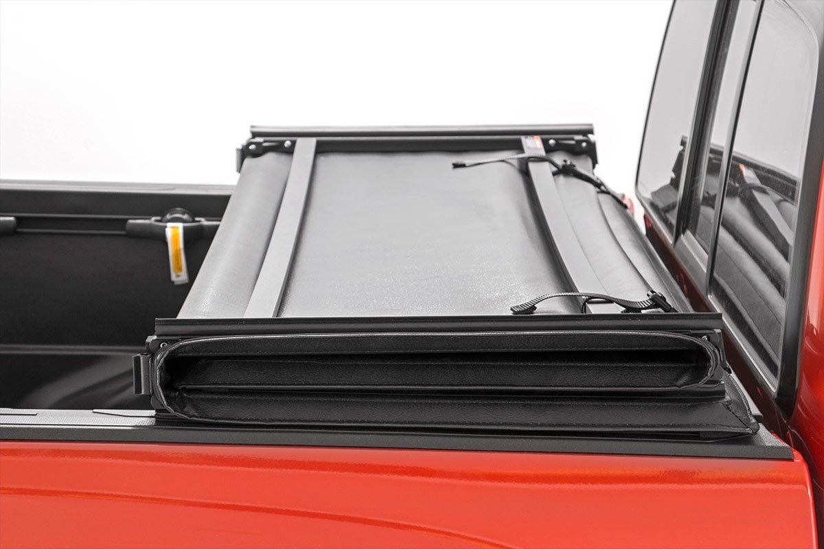 Soft Tri-Fold Bed Cover | 5' Bed | Dbl Cab | Toyota Tacoma 2WD/4WD (16-23)