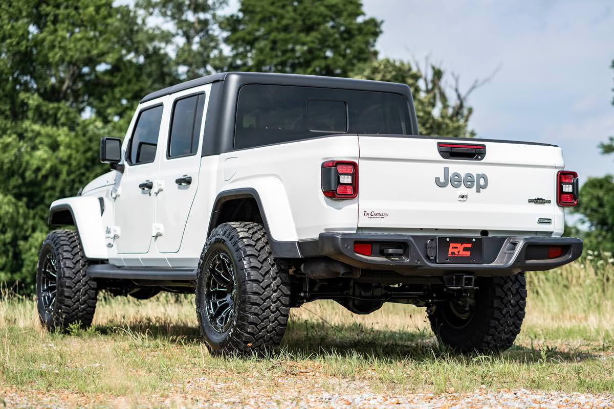 2.5 Inch Leveling Kits | Springs | M1R | Jeep Gladiator JT 4WD (2020-2023)
