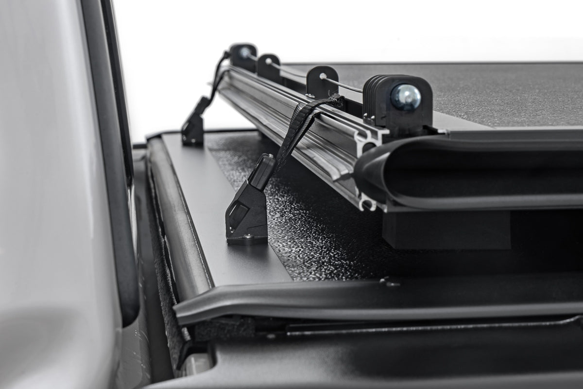 Hard Low Profile Bed Cover | 5'7" Bed | Ford F-150 2WD/4WD (2004-2014)