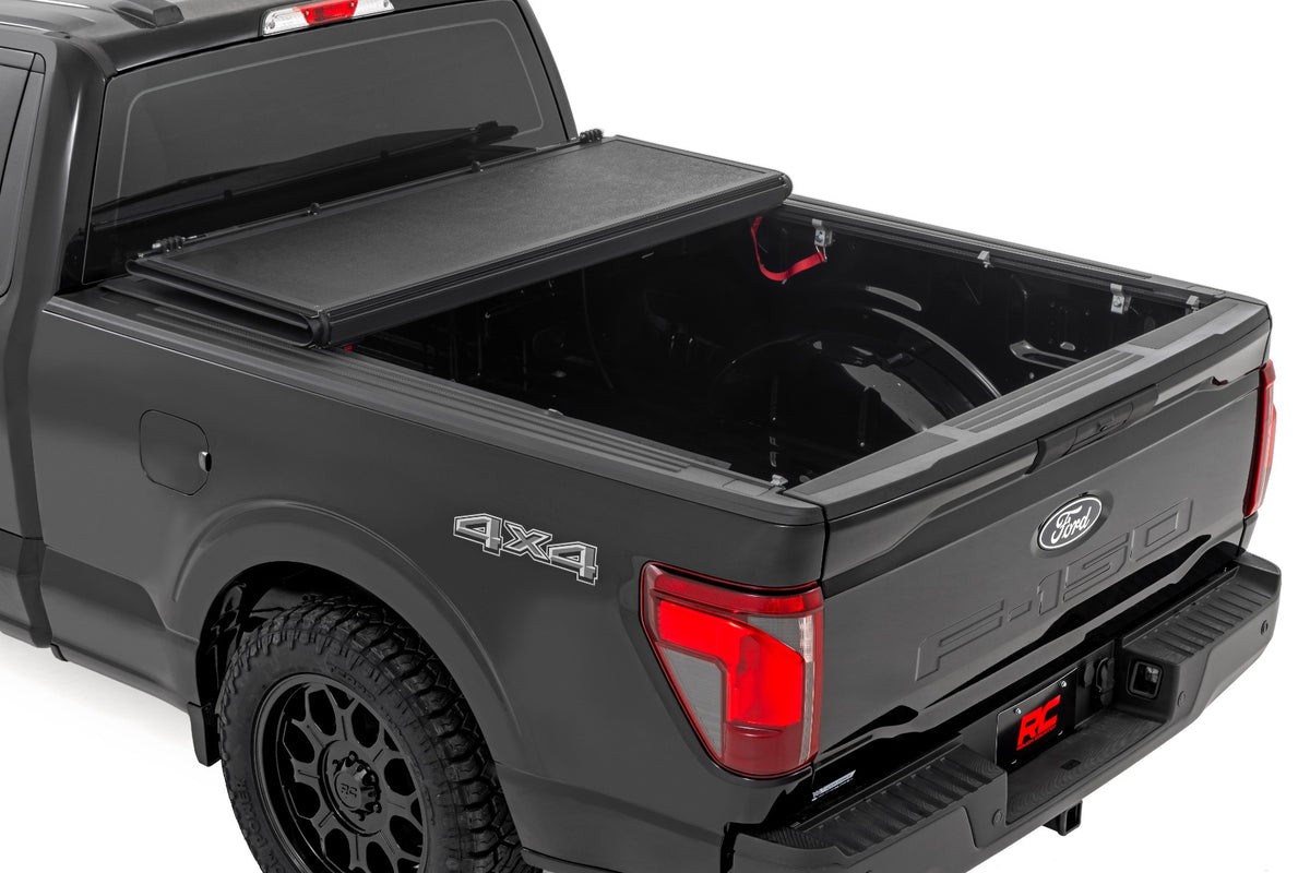 Hard Low Profile Bed Cover | 6'7" Bed | Ford F-150 2WD/4WD (2015-2020)