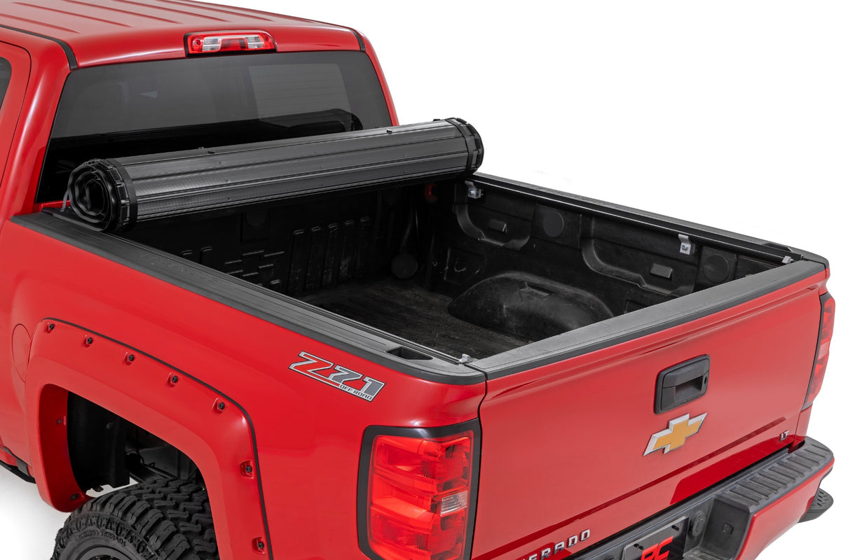 Hard Roll Up Bed Cover | 5'9" Bed | Chevy/GMC 1500 (14-18 & Classic)