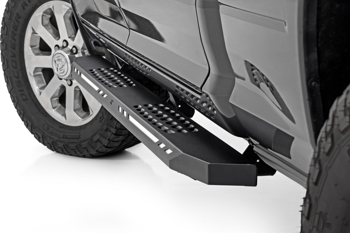 AC2 Running Boards | Amber/White | Crew Cab | Ram 1500 (19-26)/1500 TRX (21-24)
