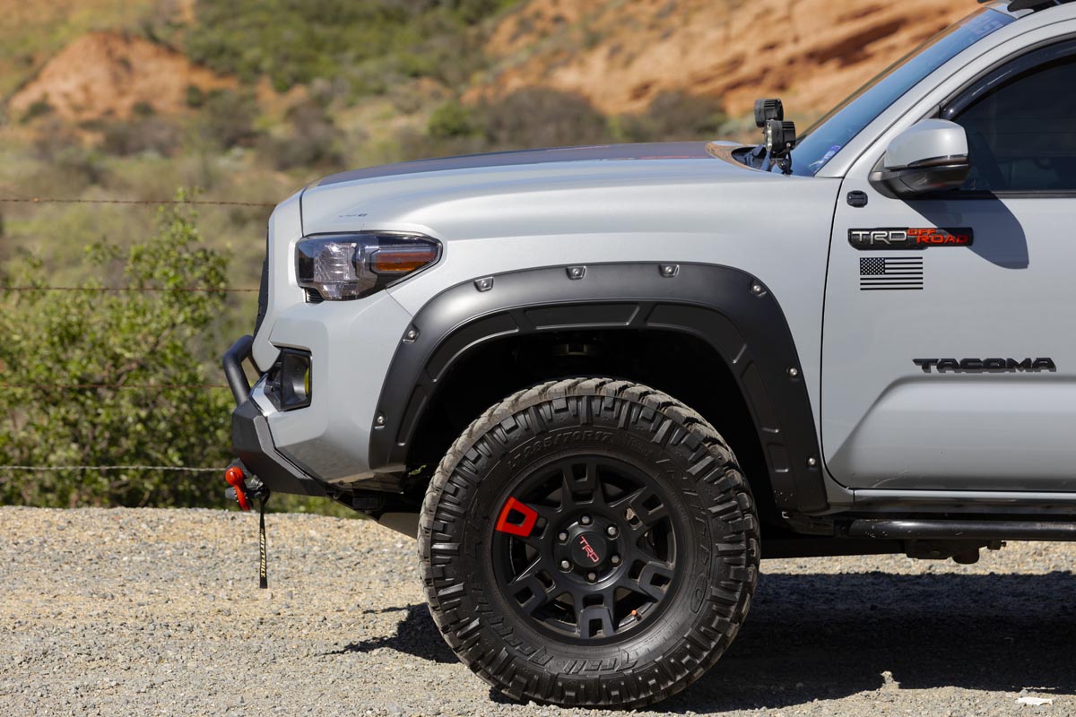 Defender Fender Flares | 4V6 Quicksand | Toyota Tacoma 2WD/4WD (2016-2023)