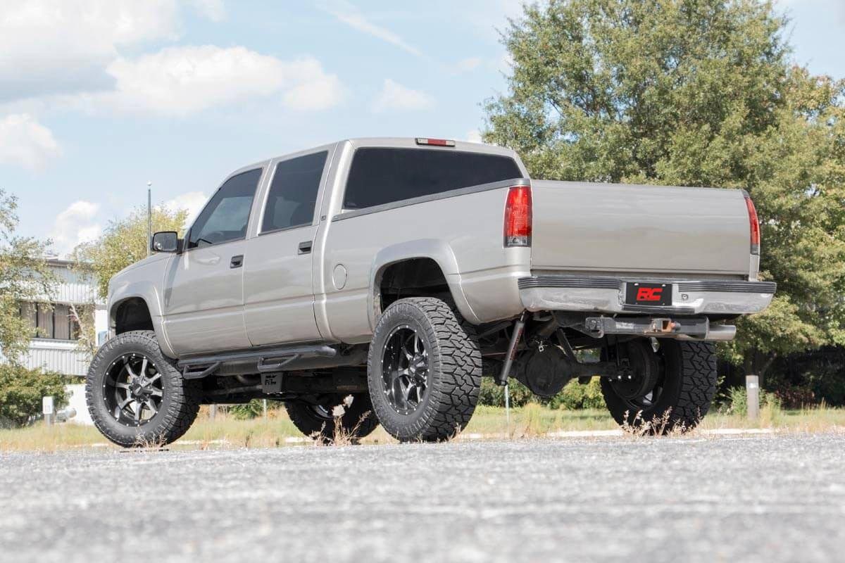 6 Inch Lift Kit | 8-Lug | V2 | Chevy 3/4-Ton Suburban/C2500/K2500 Truck/C3500/K3500 Truck (88-00)
