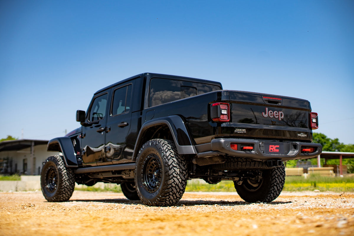 2.5 Inch Leveling Kits | Springs | M1R | Jeep Gladiator JT 4WD (2024-2026)