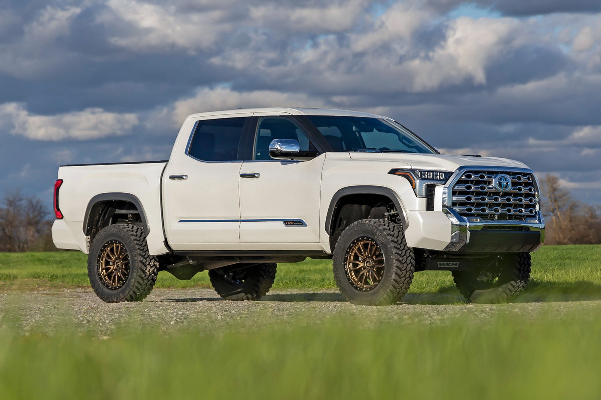 6 Inch Lift Kit | OE Air Ride | Toyota Tundra 4WD (2022-2026)