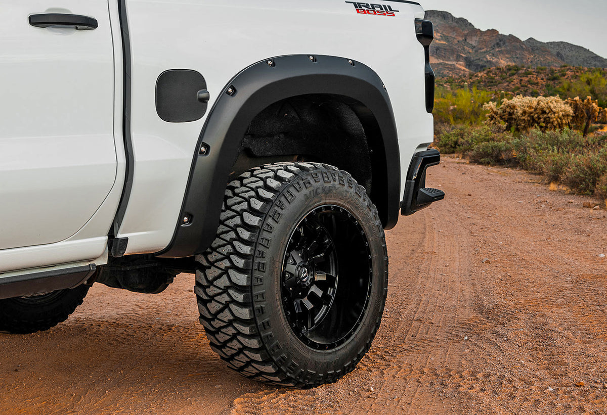 Pocket Fender Flares | GAN Silver Ice Metallic | Chevy Silverado 1500 (22-26)