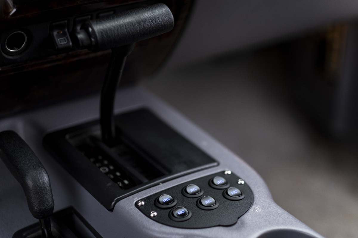 MLC-6 | Multiple Light Controller | Jeep Cherokee XJ 2WD/4WD (1997-2001)